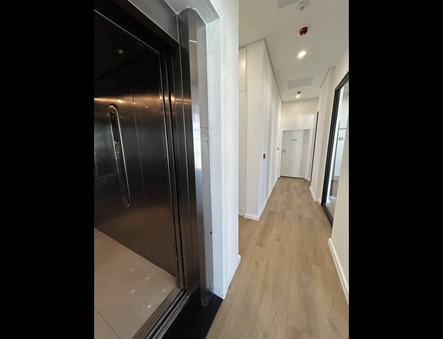 215M² BUILDING TO LET IN CAPE TOWN CITY CENTRE